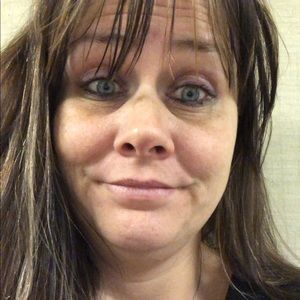 Meet your Posher, Pam